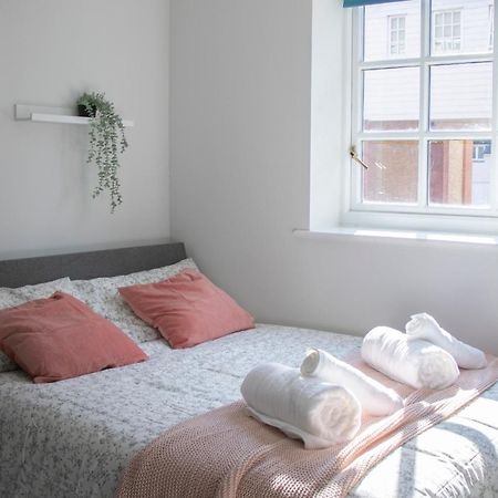 Lovely 3-Bedroom Apartment In Colchester Ngoại thất bức ảnh