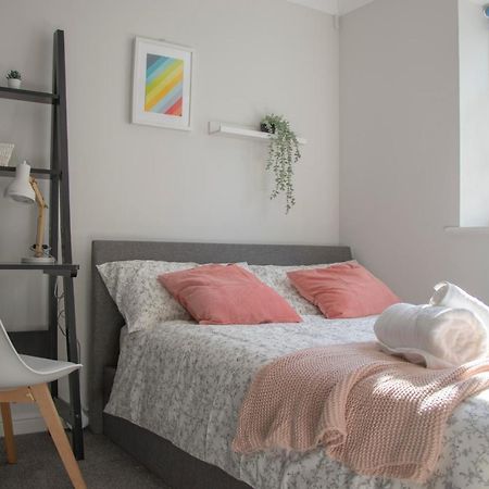 Lovely 3-Bedroom Apartment In Colchester Ngoại thất bức ảnh