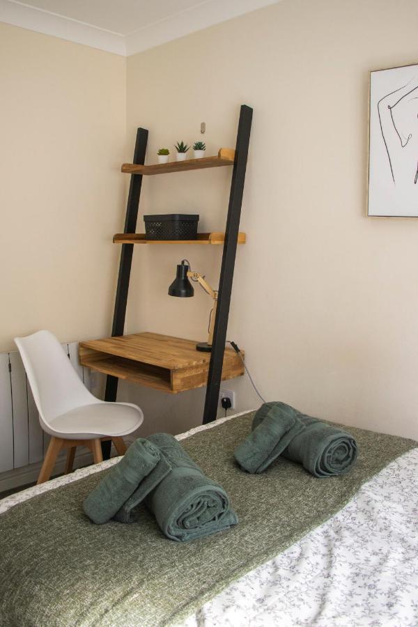 Lovely 3-Bedroom Apartment In Colchester Ngoại thất bức ảnh