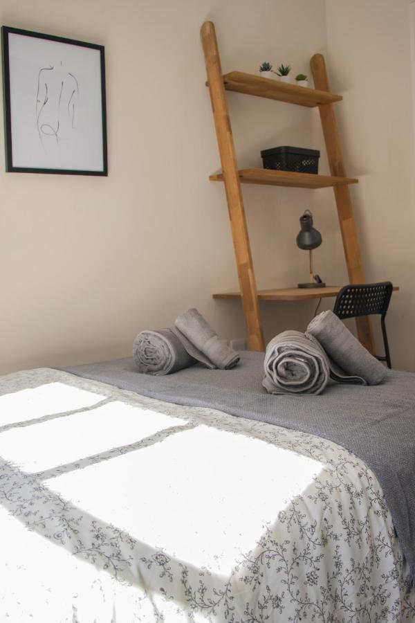 Lovely 3-Bedroom Apartment In Colchester Ngoại thất bức ảnh